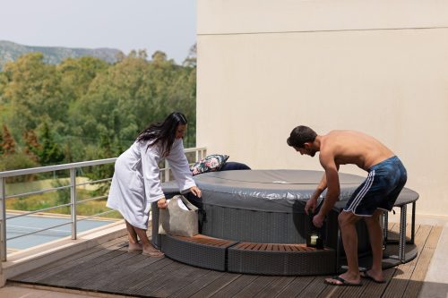 MSpa CONFORT OTTOMAN C-OM061 felfújható pezsgőfürdő 6 szem. jacuzzi
