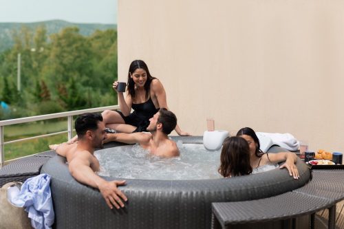 MSpa CONFORT OTTOMAN C-OM061 felfújható pezsgőfürdő 6 szem. jacuzzi