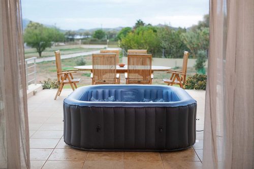 MSpa CONFORT Tekapo C-TE062  felfújható pezsgőfürdő jacuzzi 6szem.